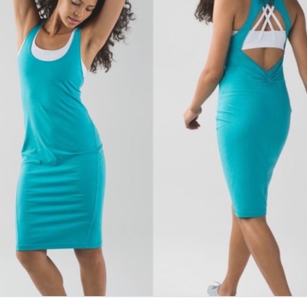 NWT Lululemon Go for it dress